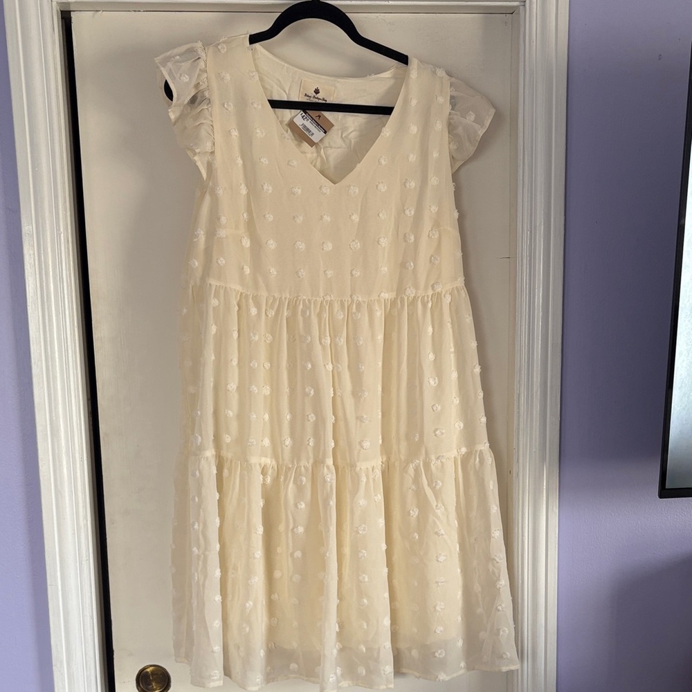 NWT Charming Cream Tiered Dress